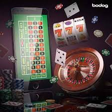 Tampilan permainan Mega Sevens dengan tiga gulungan dan simbol slot klasik di asep togel